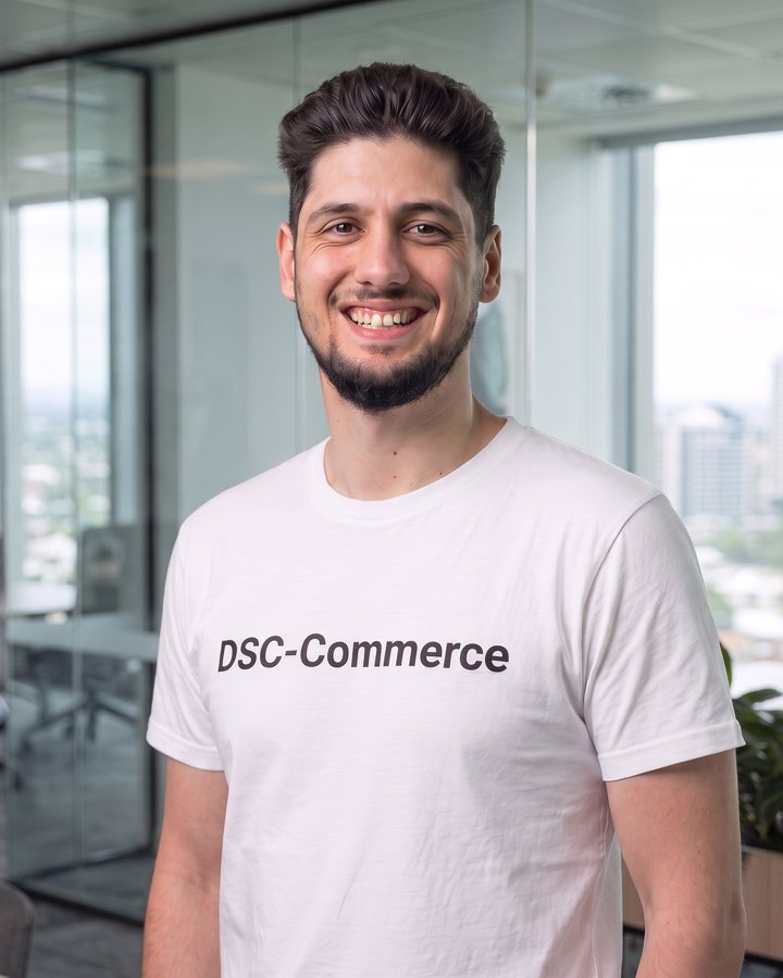 Cüneyt von DSC Commerce